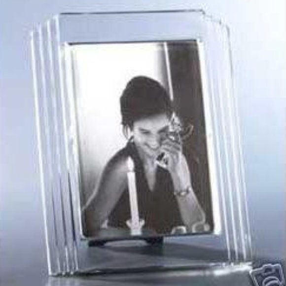 100% Authentic New Waterford Crystal Metropolitan 5X7 Frame. Discontinued.